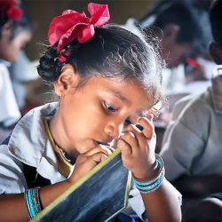 കാൽകഴുകി പിന്നോട്ട് നടത്തിക്കുന്ന സംസ്കാരം ആർക്കുവേണ്ടി_ (1)